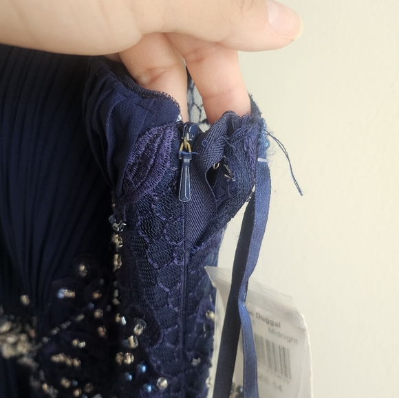 Mac Duggal Navy Blue Prom Dress - Picture 6 of 13